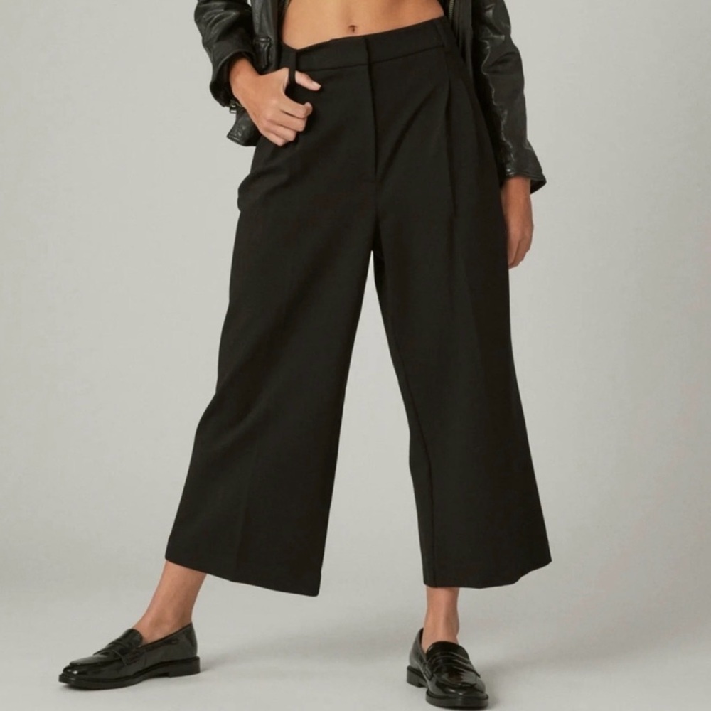 Lucky Brand Black Wide Leg Cropped Women's Pants - size 4 - 29” - Picture 5 of 5